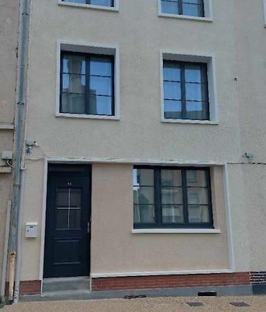 Mister Hinster - Studio Tout Confort Centre Ville Nogent-Le-Rotrou - 1E Etage Exterior foto