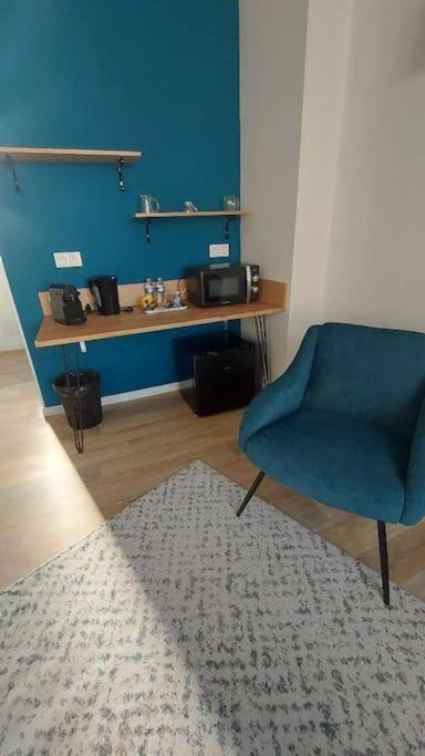 Mister Hinster - Studio Tout Confort Centre Ville Nogent-Le-Rotrou - 1E Etage Exterior foto